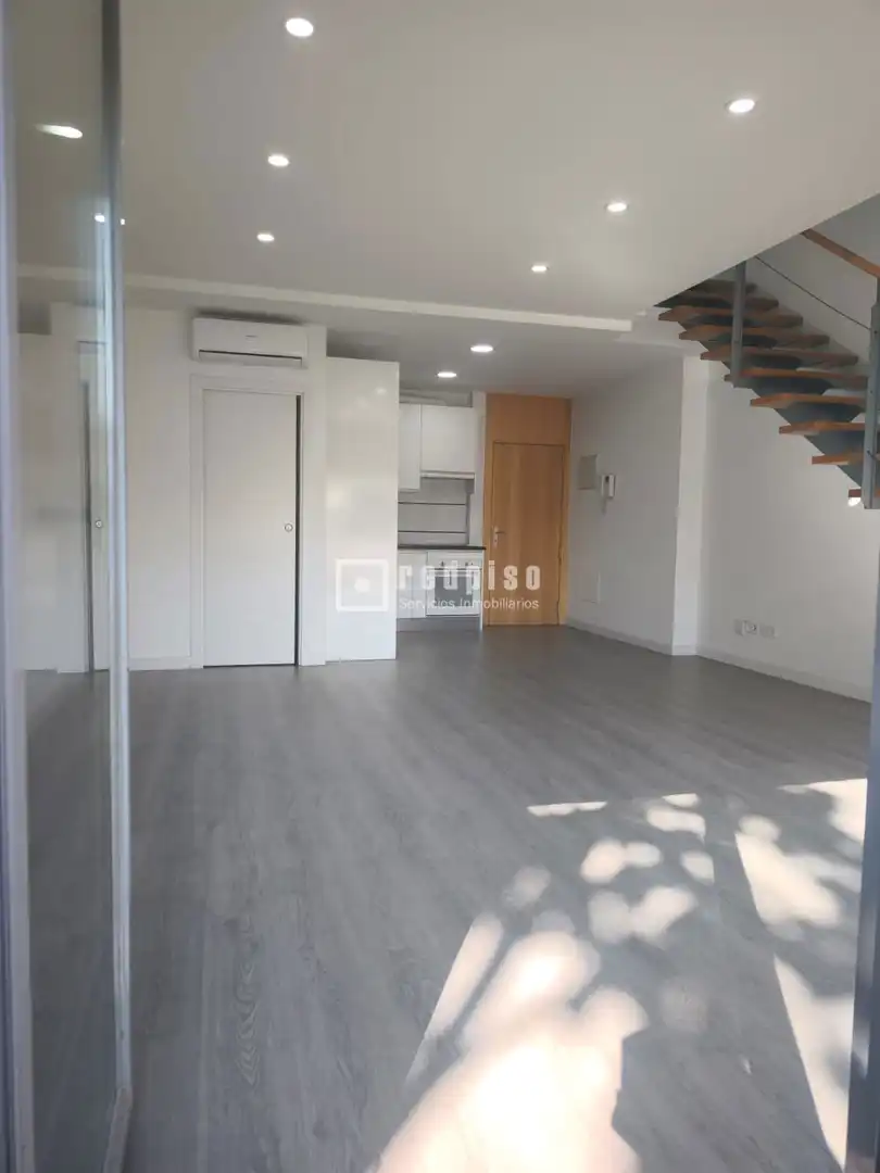 Habitación de Loft de alquiler en Alcorcón con Aire acondicionado, Calefacción y Terraza
