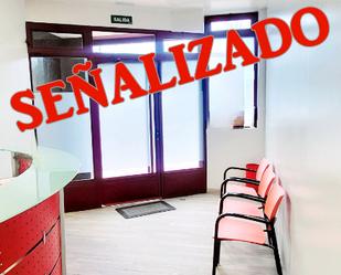 Premises for sale in Parla  with Air Conditioner, Heating and Furnished