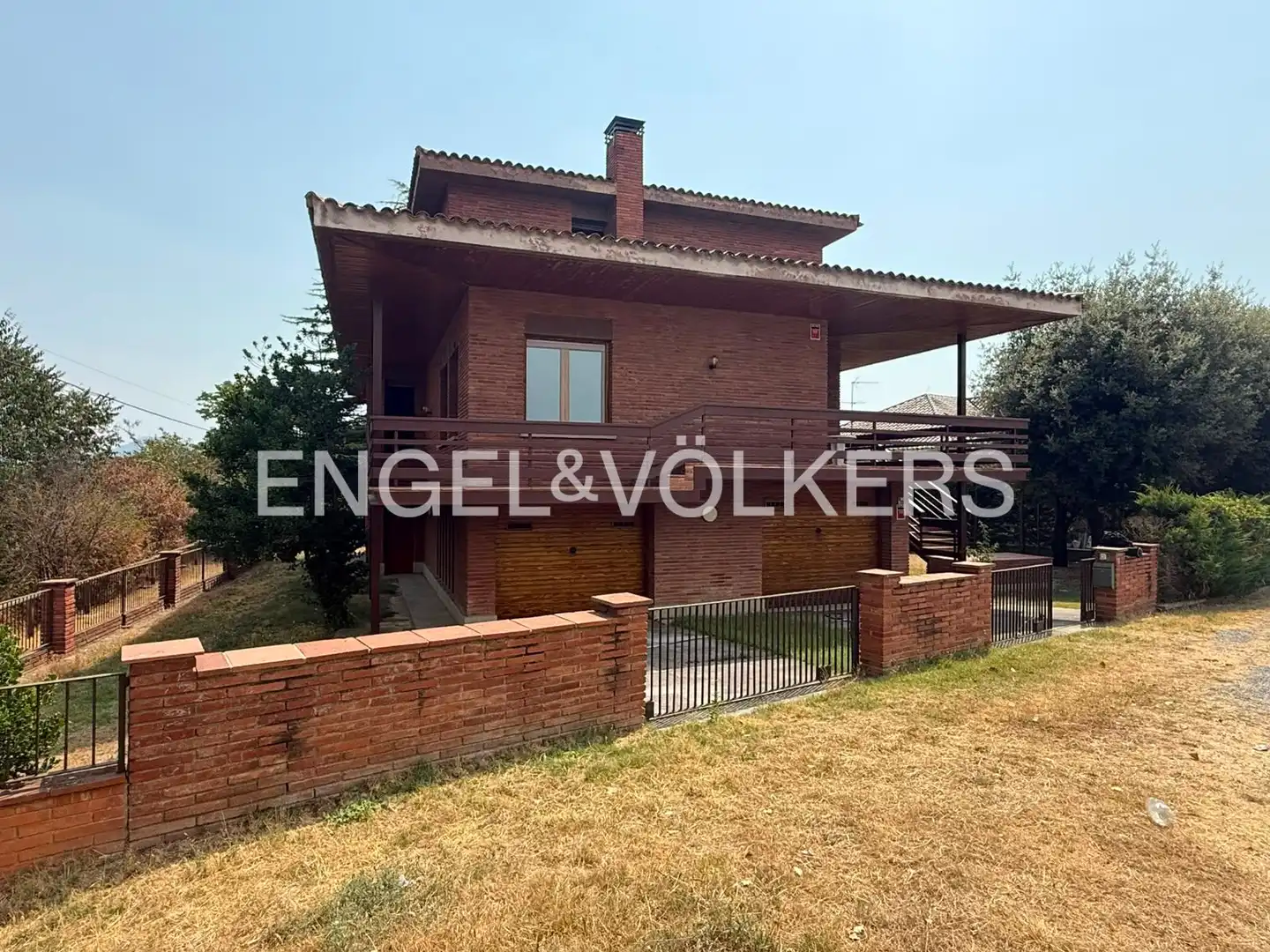 Vista exterior de Casa o chalet en venta en Manlleu con Calefacción, Jardín privado y Terraza