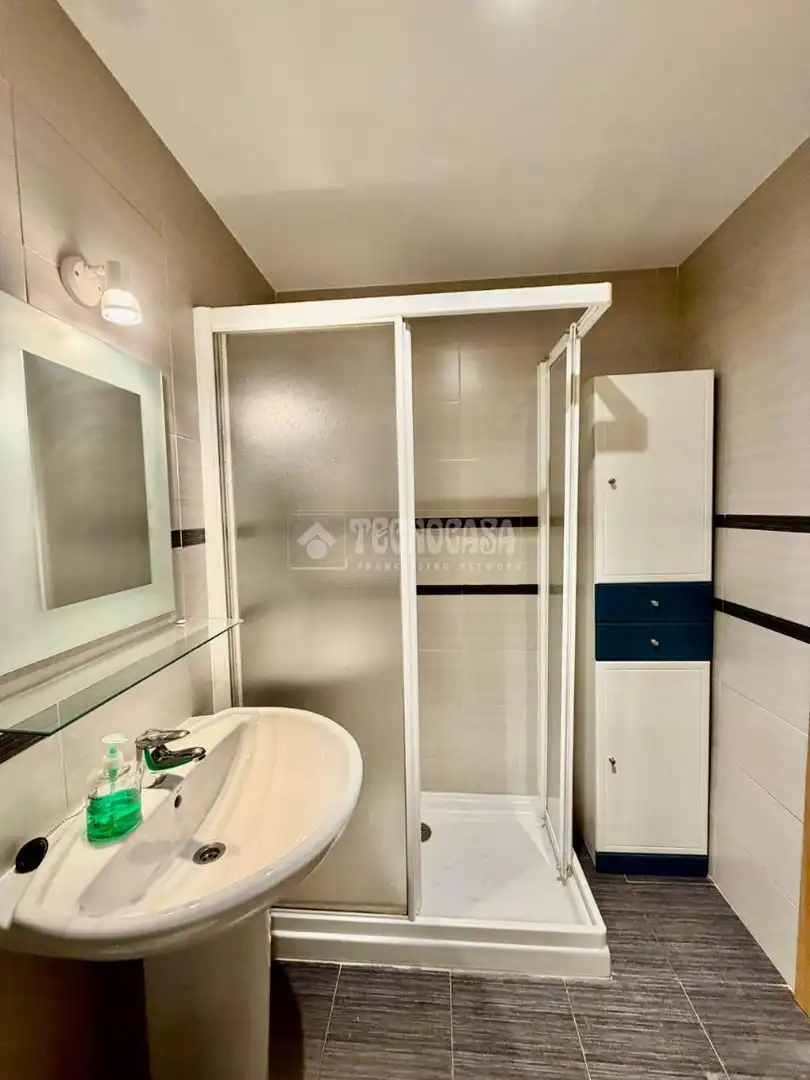Baño de Piso en venta en Madrid con Aire acondicionado, Calefacción y Terraza