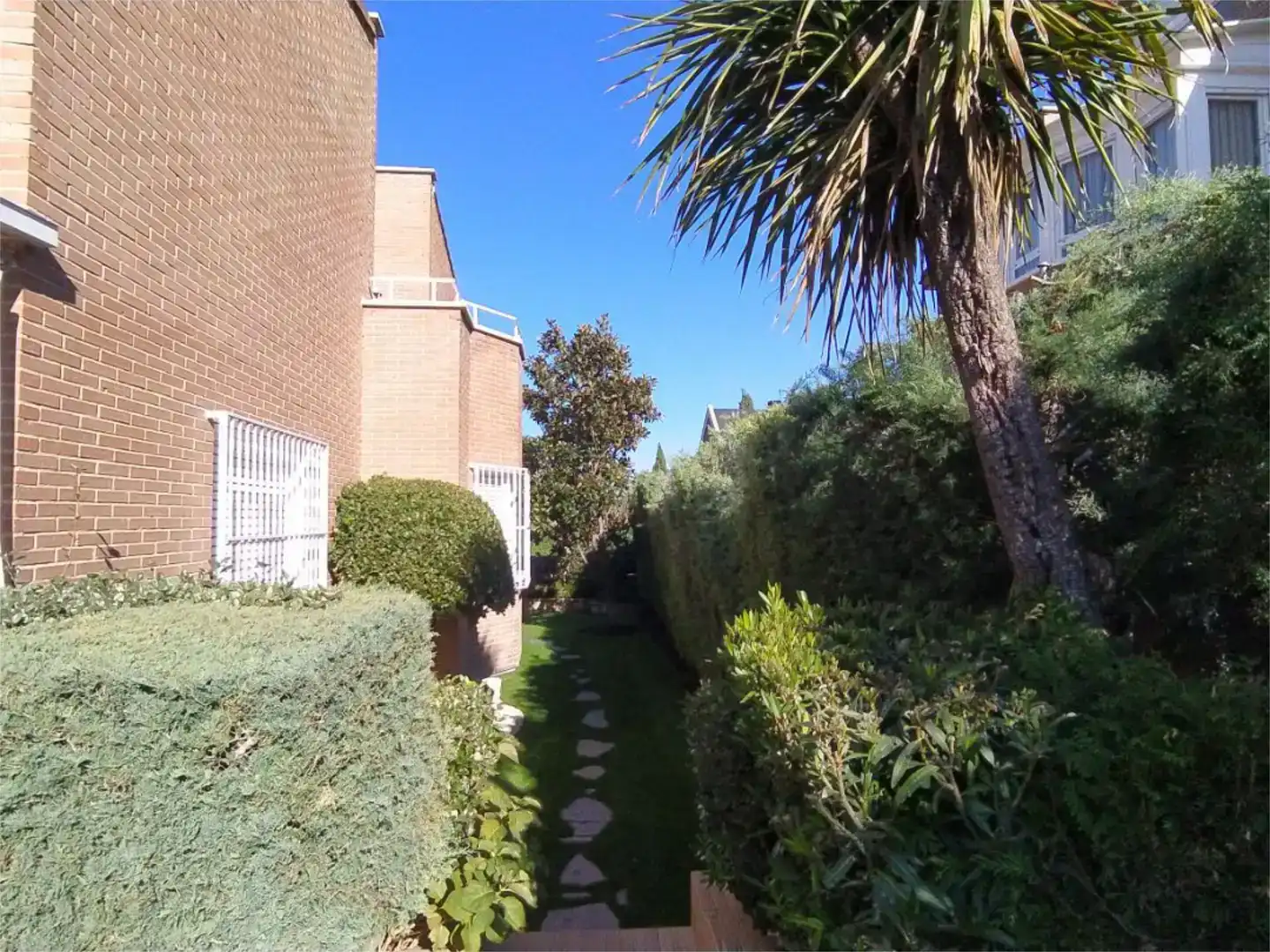 Jardí de Casa o xalet en venda en Pozuelo de Alarcón amb Piscina