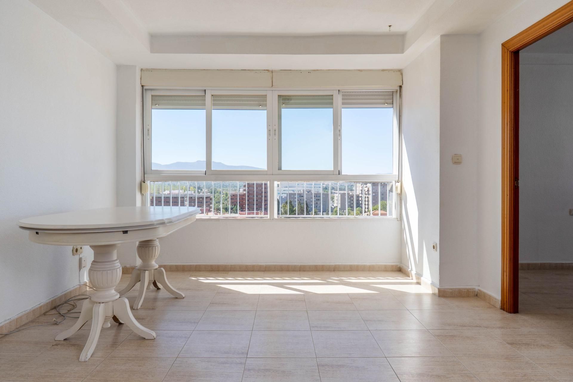 Piso en venta en Barrio de Zaidín, Zaidín