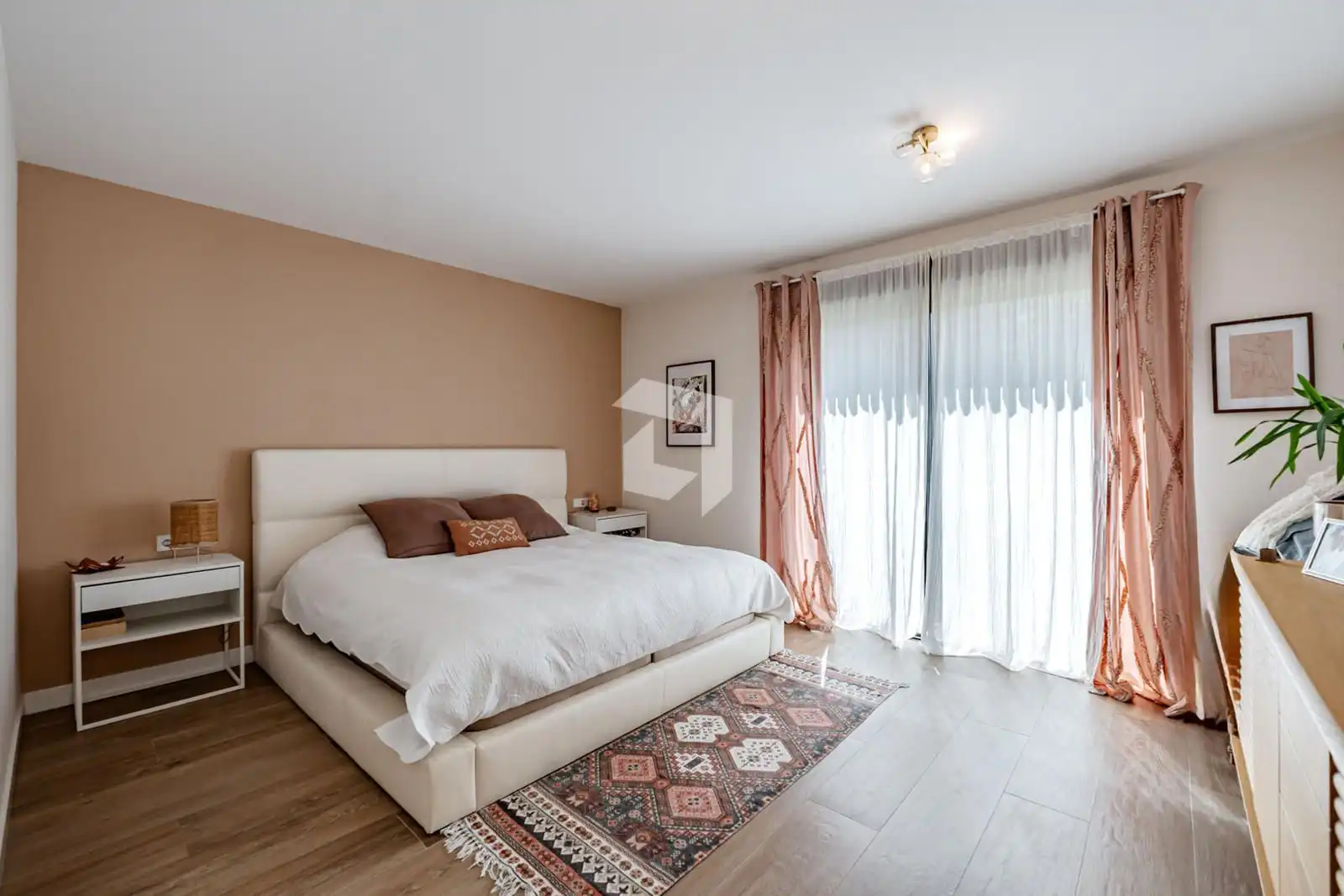 Bedroom of Houses for sale in Pozuelo de Alarcón  with Air Conditioner, Heating and Terrace