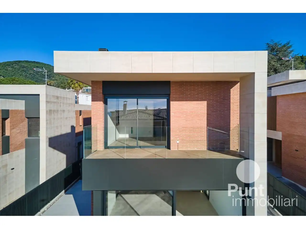 Exterior view of Houses for sale in Premià de Dalt  with Air Conditioner and Heating