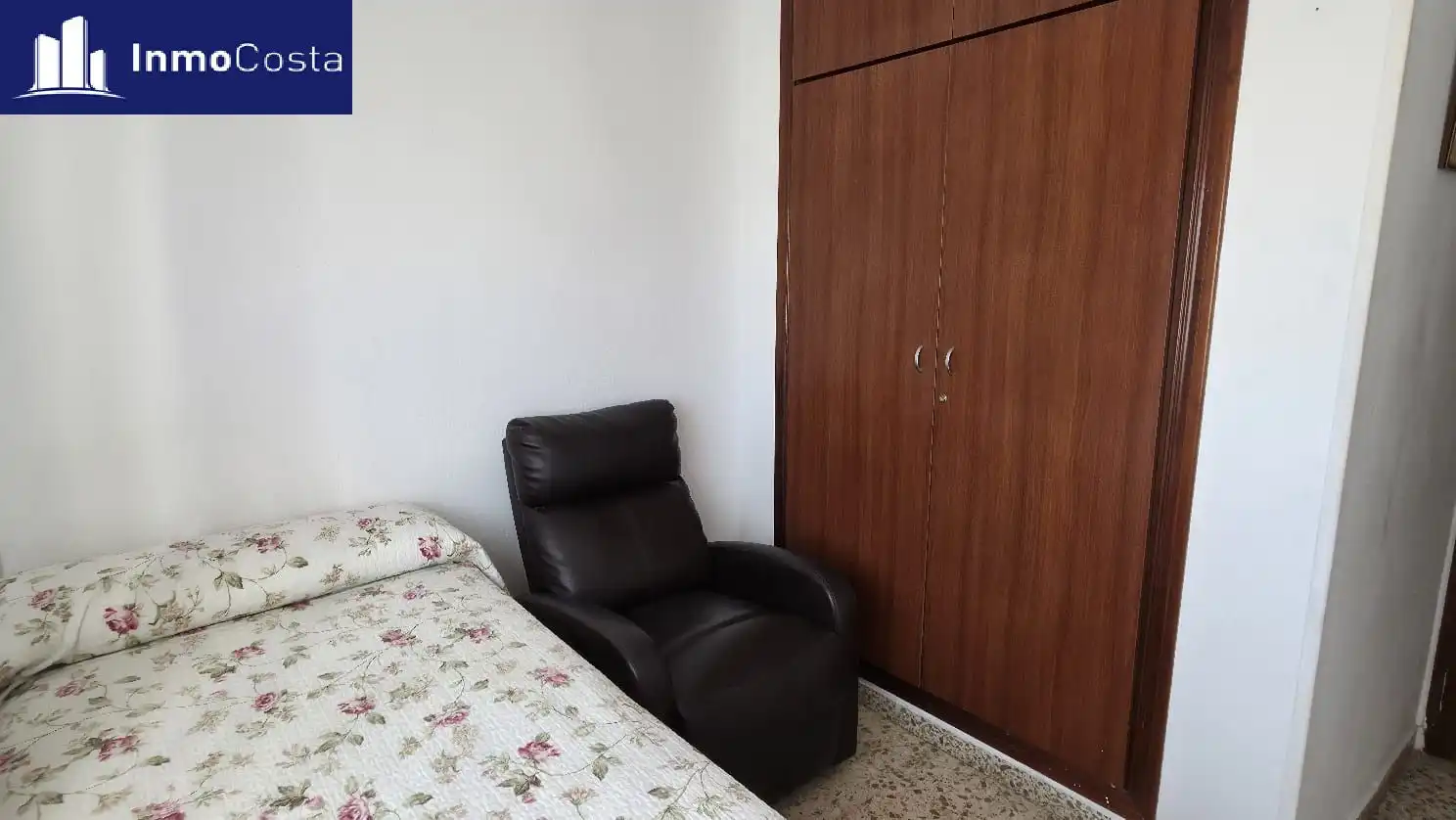 Dormitori de Pis en venda en La Línea de la Concepción amb Terrassa