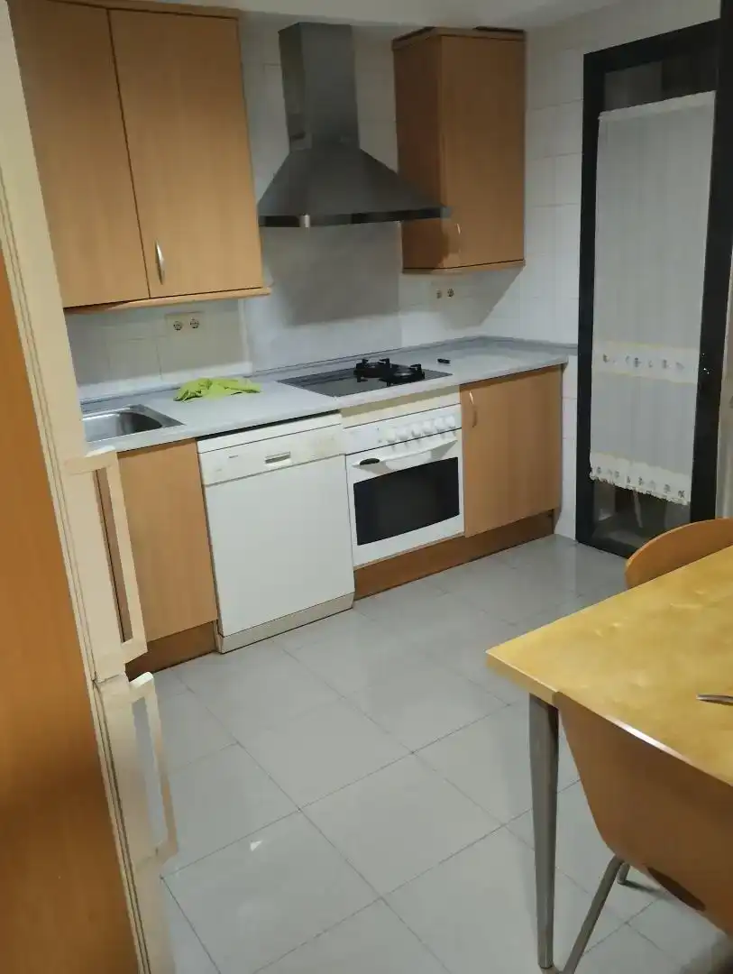 Küche von Wohnung zur untervermieten in Sabadell mit Klimaanlage, Parkett und Möbliert