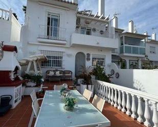 Vista exterior de Casa adosada en venda en Mijas amb Aire condicionat, Calefacció i Parquet