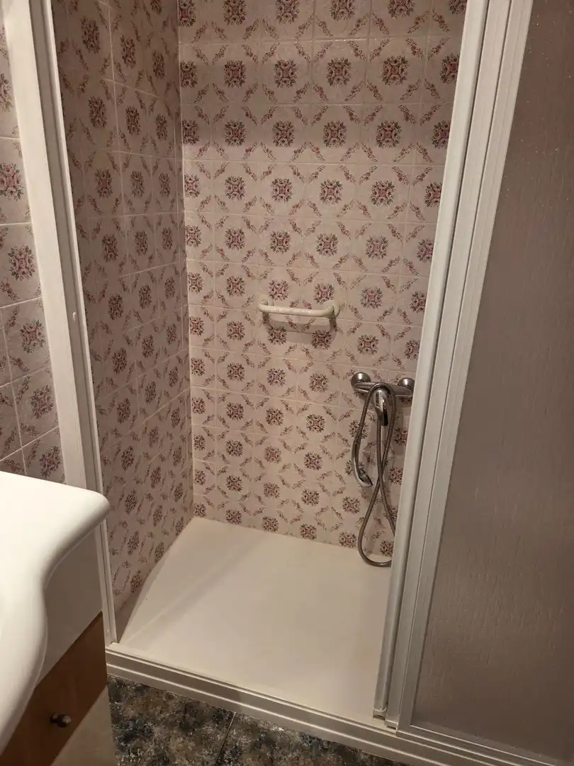 Baño de Piso en venta en Tavernes de la Valldigna con Aire acondicionado