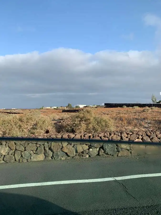 Land for sale in Yaiza