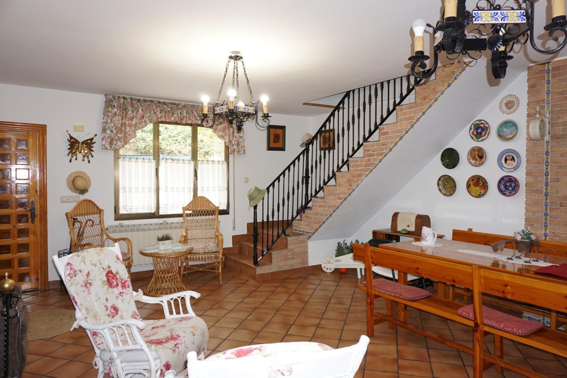 Single-family semi-detached for sale in Calle Calle de la Iglesia, Condado de Treviño