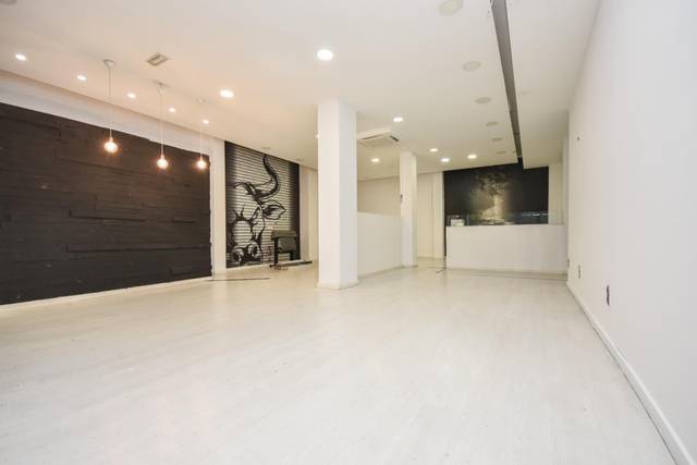 Local comercial en Alquiler en Carrer Carrer de Jaume Balmes en Arxiduc