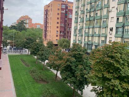 Exterior view of Flat for sale in  Madrid Capital  with Air Conditioner