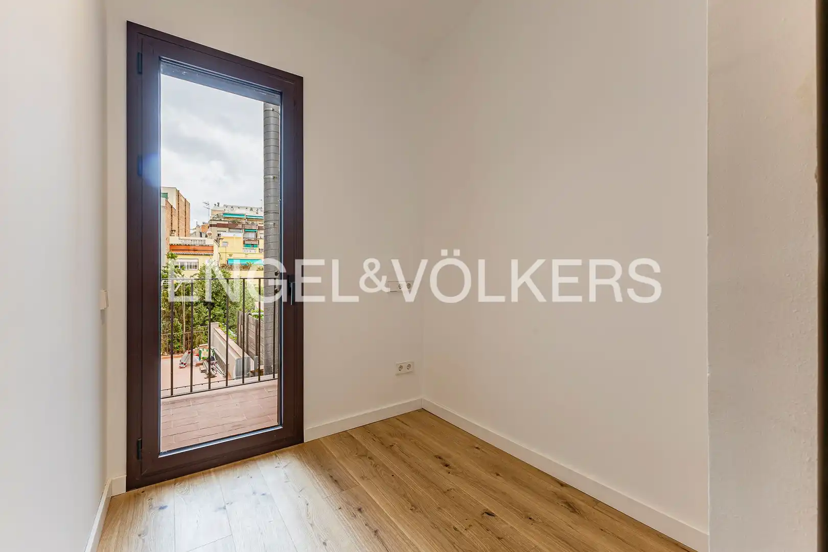 Balcony of Flat for sale in Barcelona  with Heating and Balcony