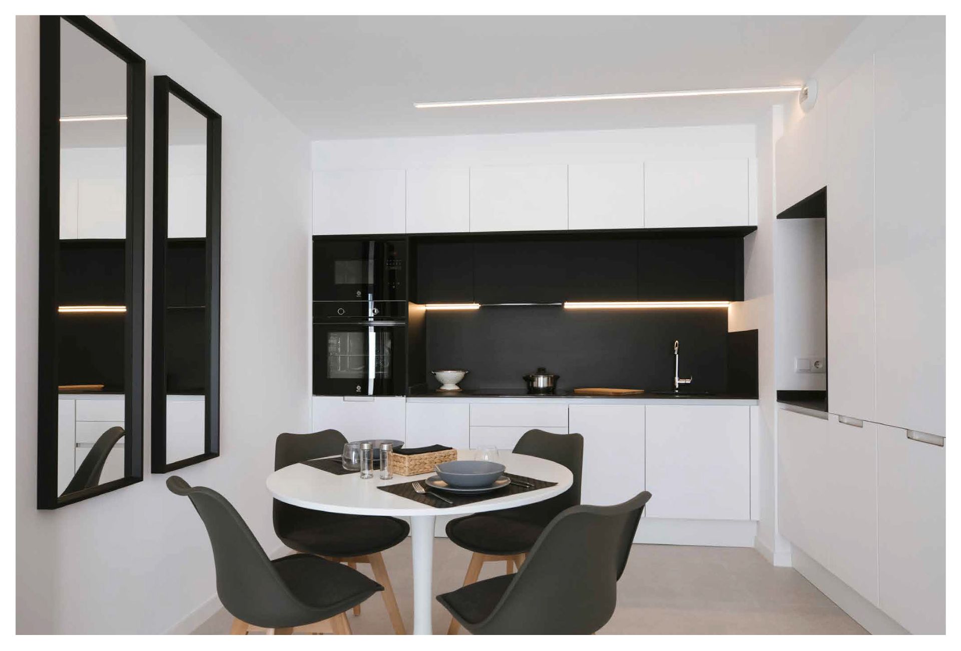 Kitchen of Flat to rent in  Barcelona Capital  with Air Conditioner, Terrace and Furnished