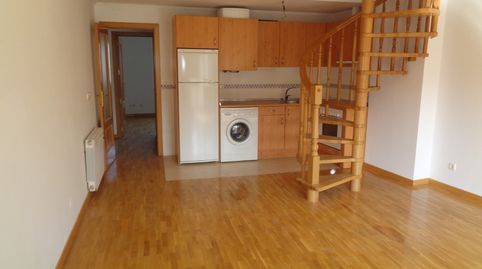 Foto 2 de Dúplex en venda a Calle Linares Rivas, Haro, La Rioja