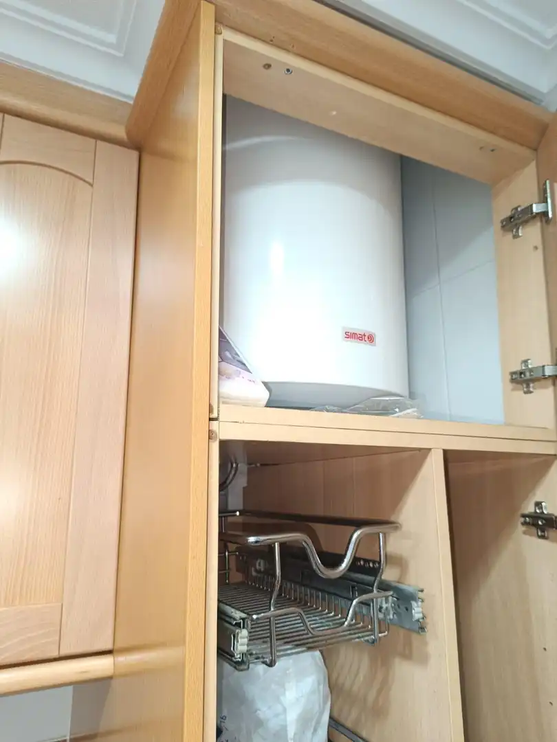 Cuina de Apartament de lloguer en Santa Pola amb Aire condicionat, Terrassa i Moblat
