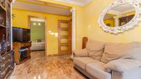 Living room of Flat for sale in  Granada Capital  with Air Conditioner