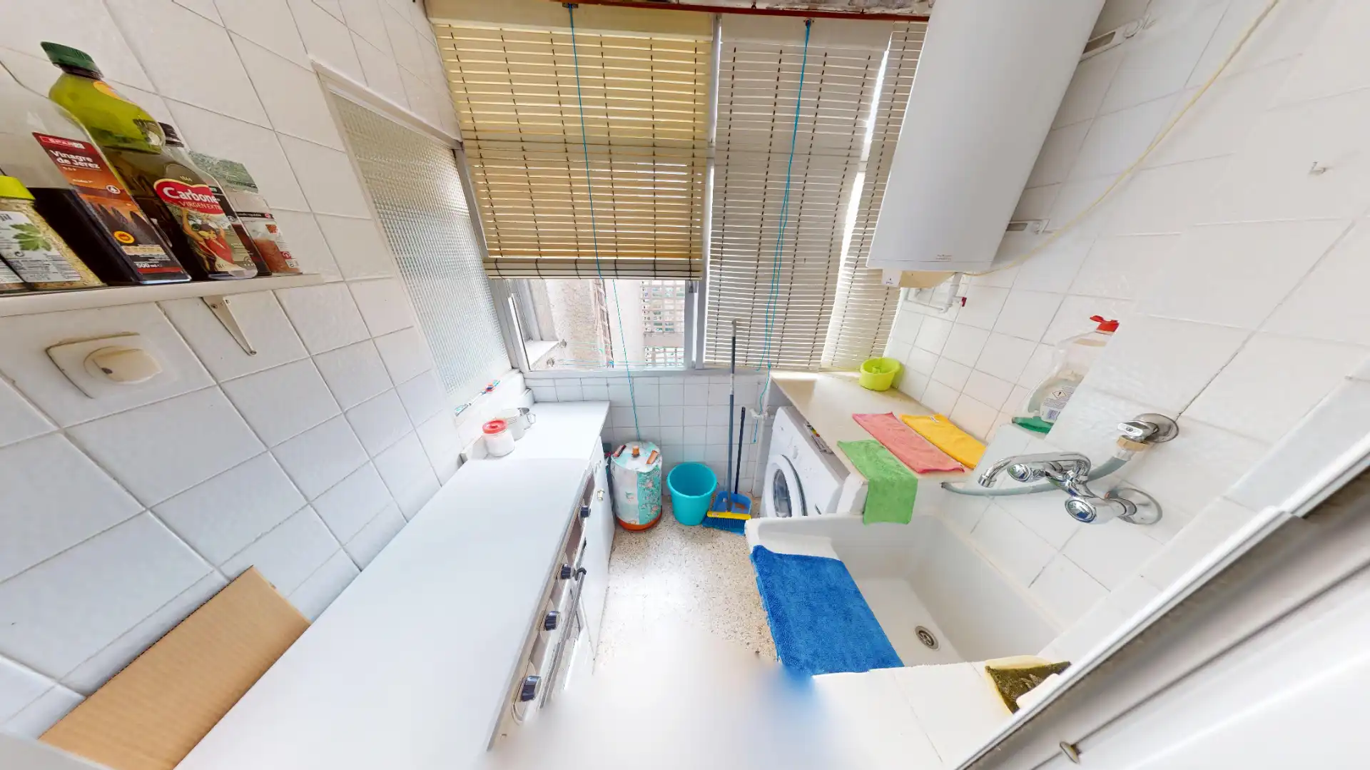 Kitchen of Flat for sale in Alicante / Alacant  with Parquet flooring, Terrace and Furnished