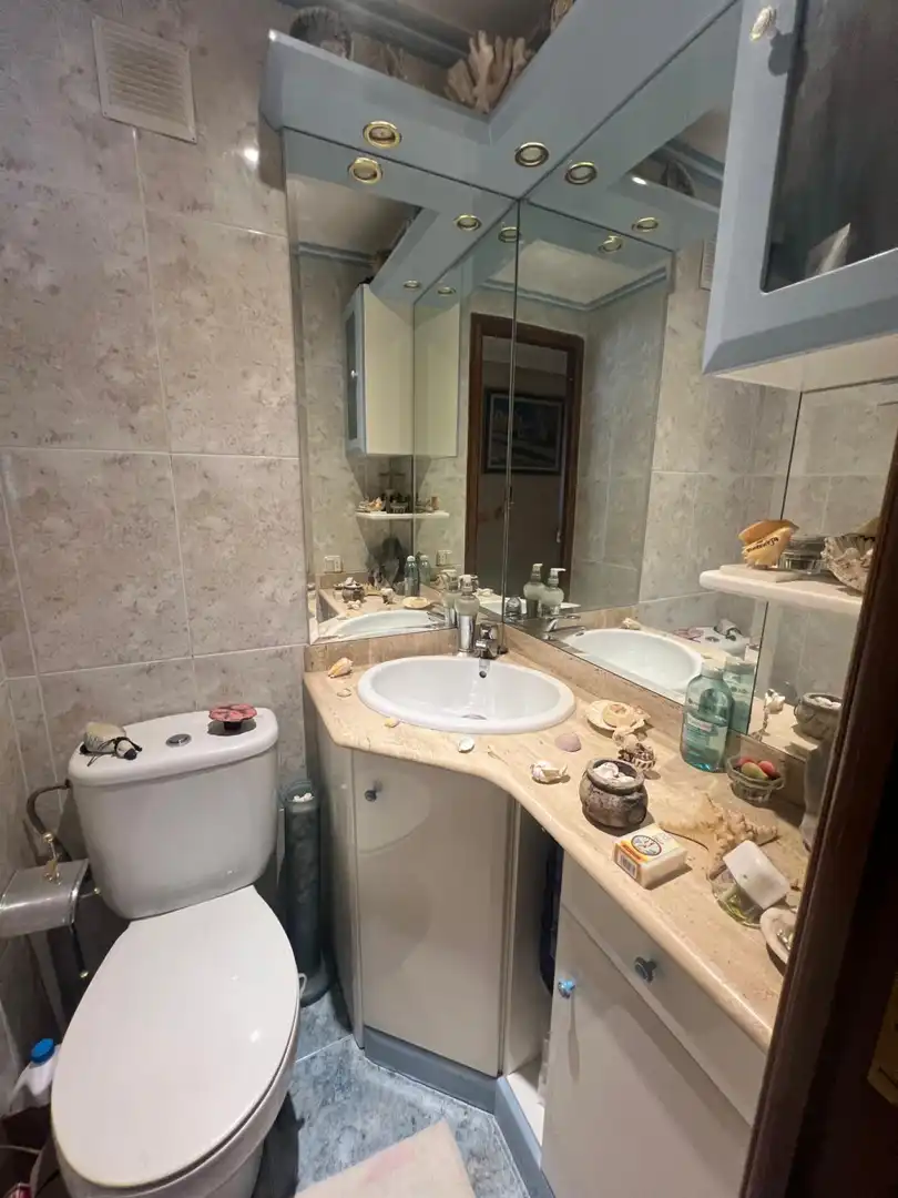 Baño de Piso en venta en  Logroño con Calefacción, Trastero y Balcón