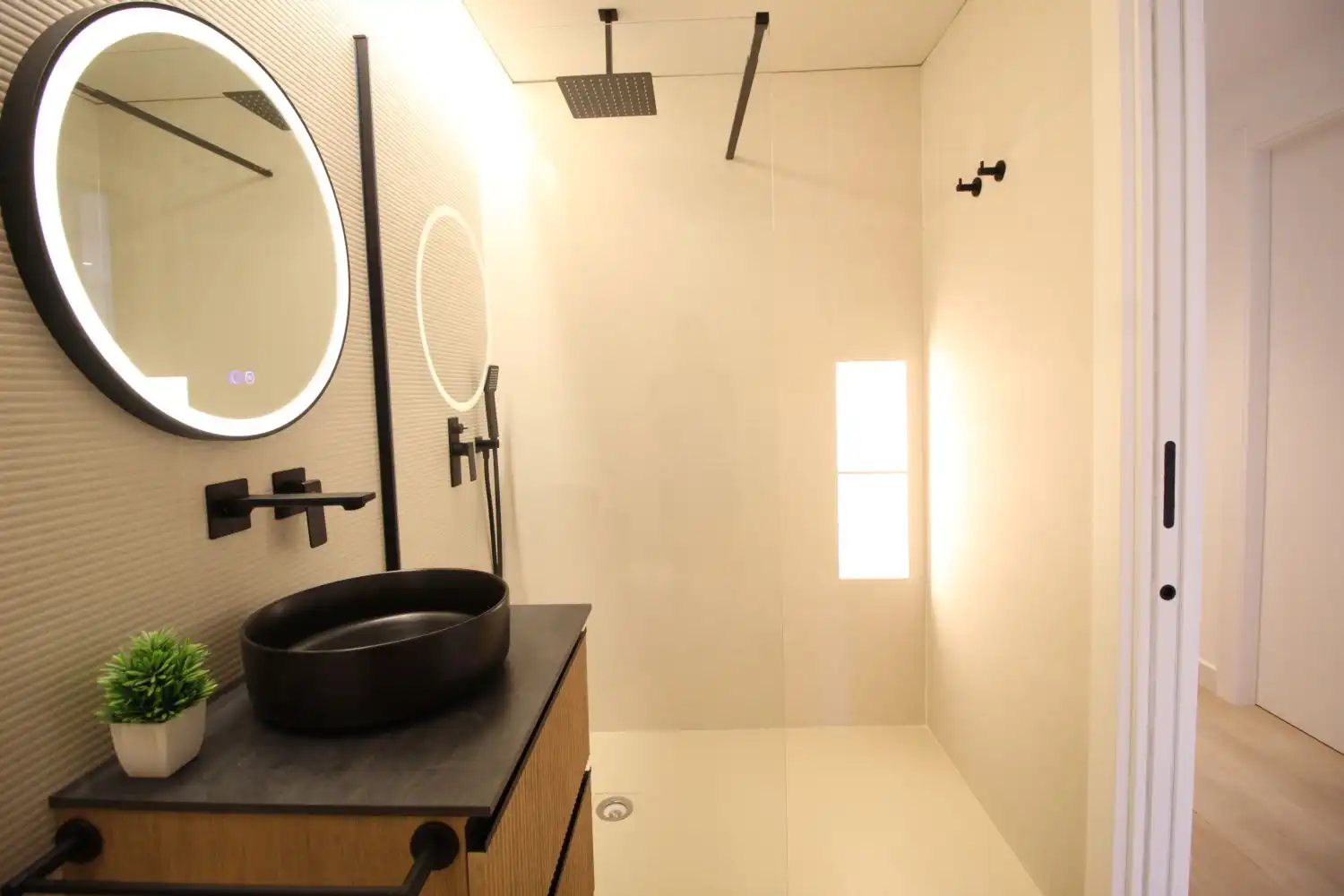 Bathroom of Flat for sale in Almenara  with Air Conditioner, Heating and Storage room