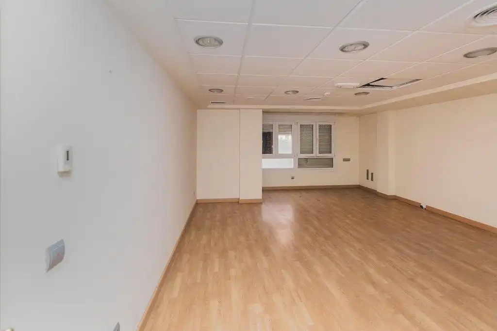 Büro zum Verkauf in Almería