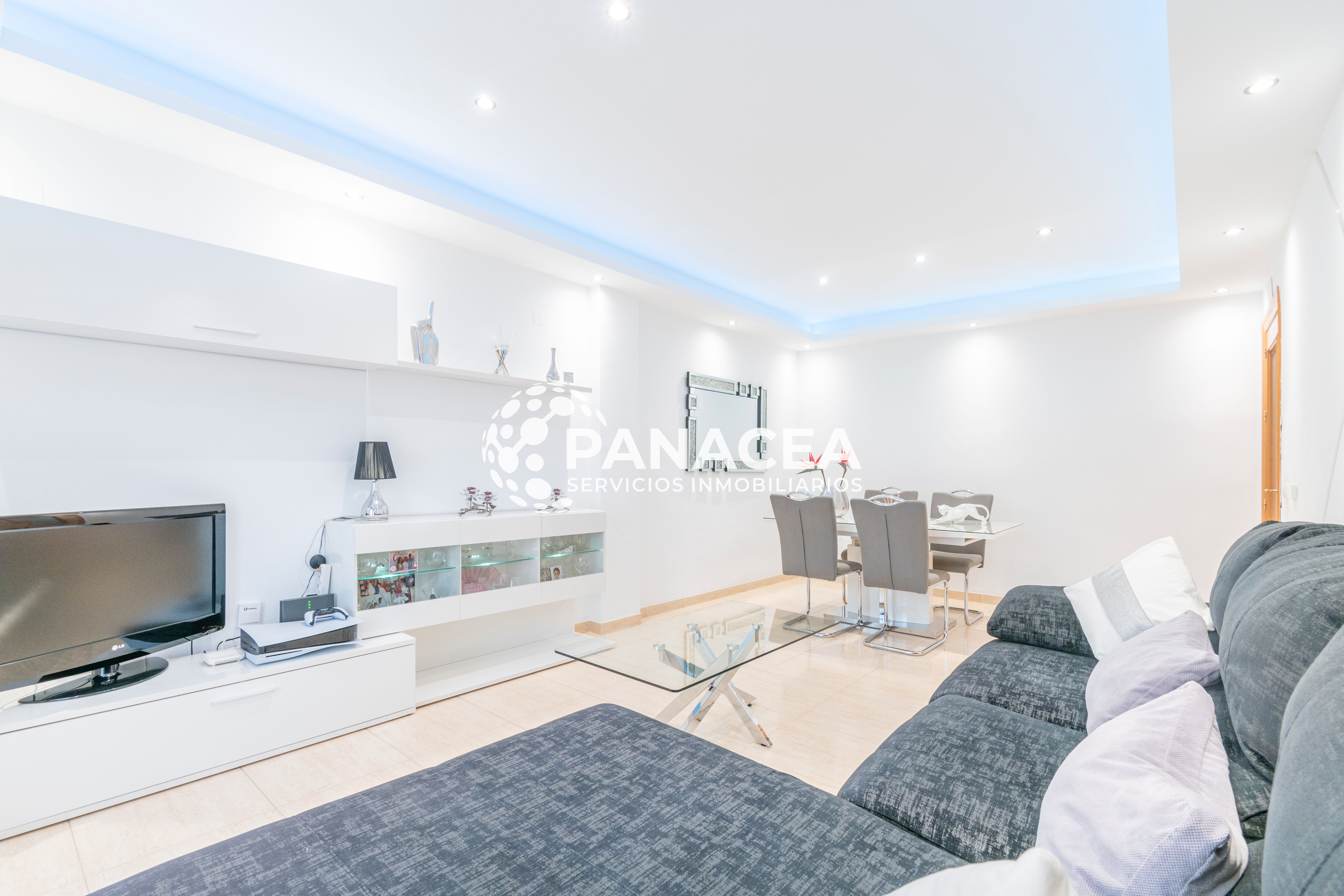 Flat for sale in El Parador de las Hortichuelas