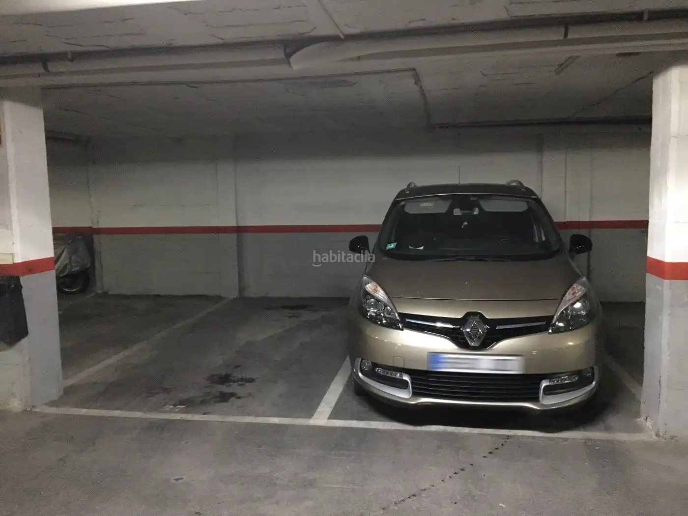 Einzelparkplatz zur Miete in Passeig de Vilafranca 19, imagen 3