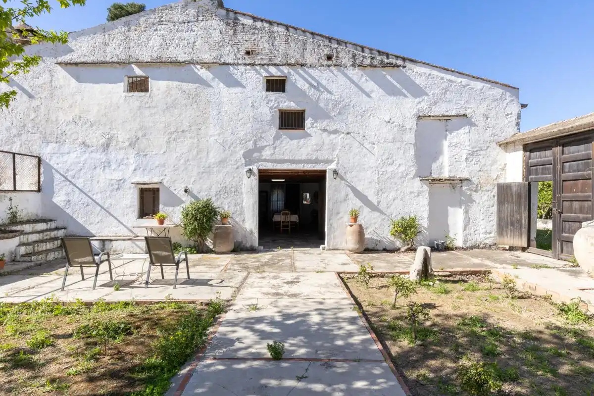 Houses for sale in Carrer ľ Alqueria de les Torres, Park Nord - Casona