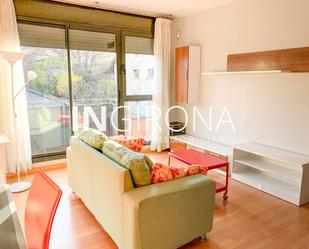 Living room of Flat to rent in Girona Capital  with Air Conditioner, Heating and Furnished