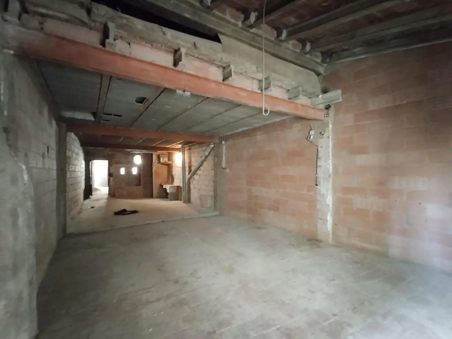 Gebäude zur Miete in Manresa