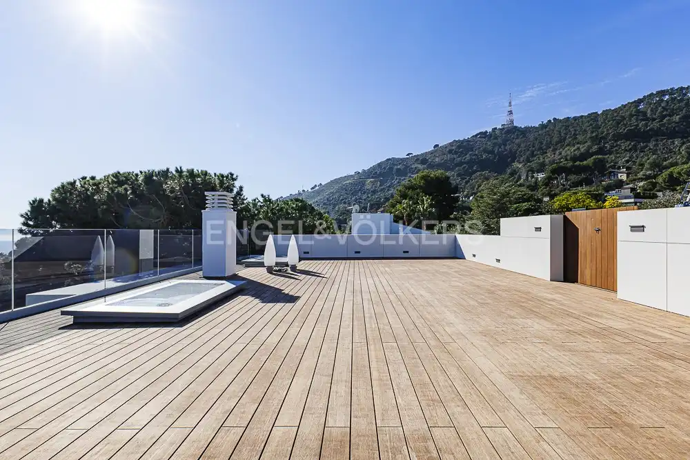 Terraza de Casa o chalet en venta en Barcelona con Aire acondicionado, Calefacción y Jardín privado