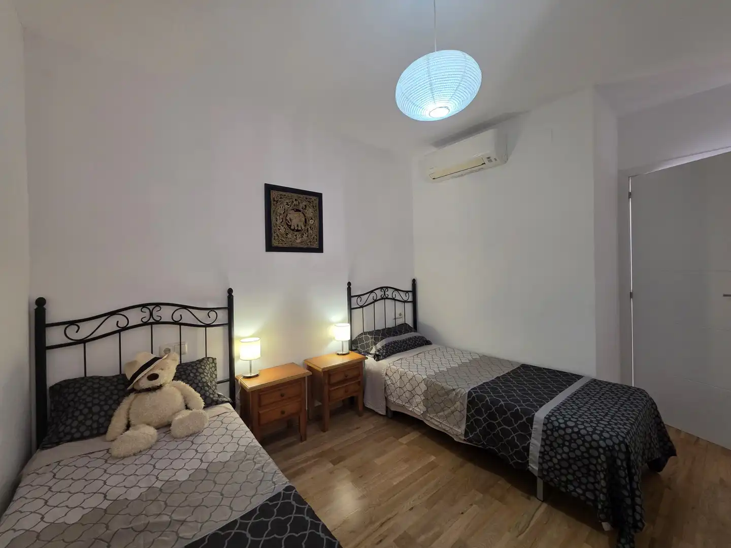 Habitación de Apartamento en venta en La Alcaidesa con Aire acondicionado, Terraza y Piscina
