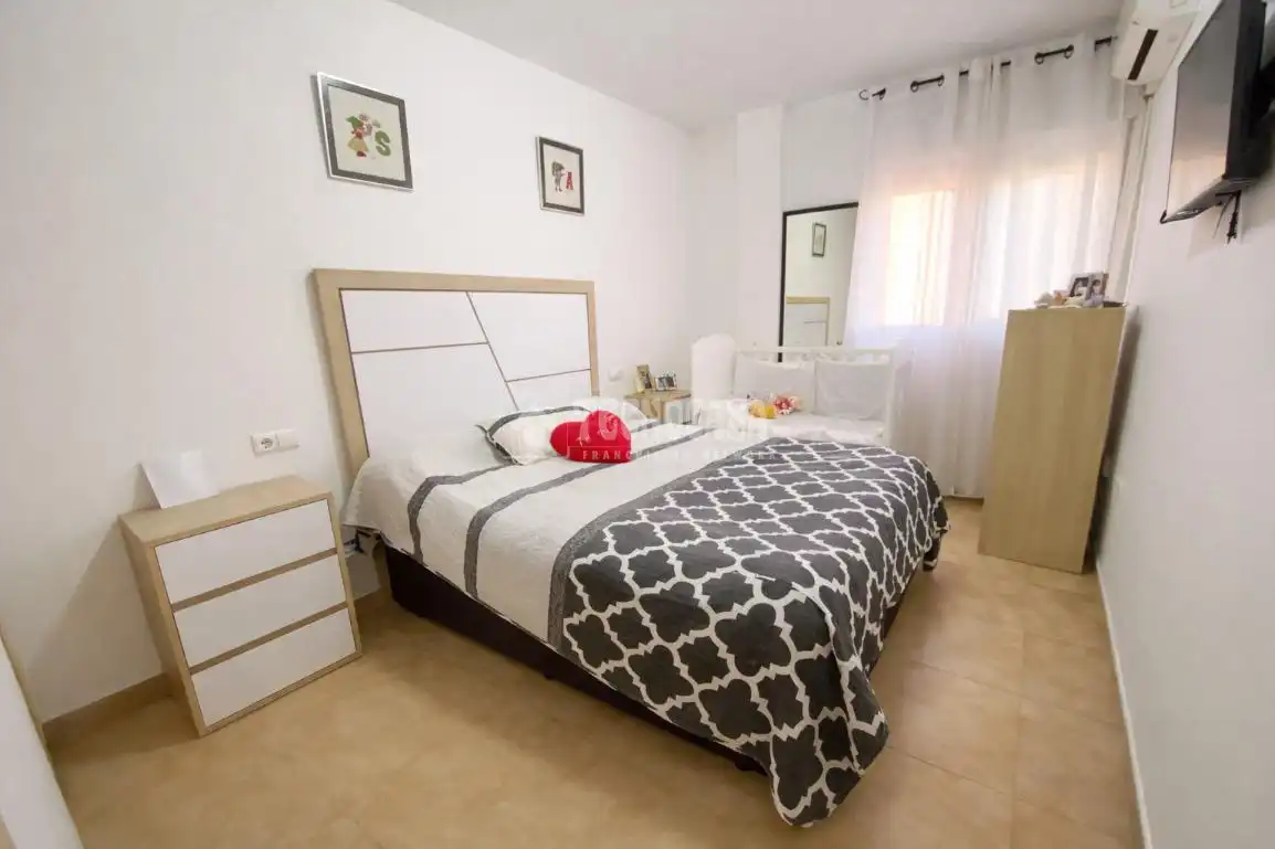 Schlafzimmer von Wohnung zum Verkauf in Viator mit Abstellraum