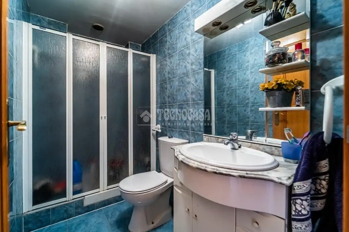 Baño de Casa adosada en venta en Rivas-Vaciamadrid con Aire acondicionado, Calefacción y Jardín privado
