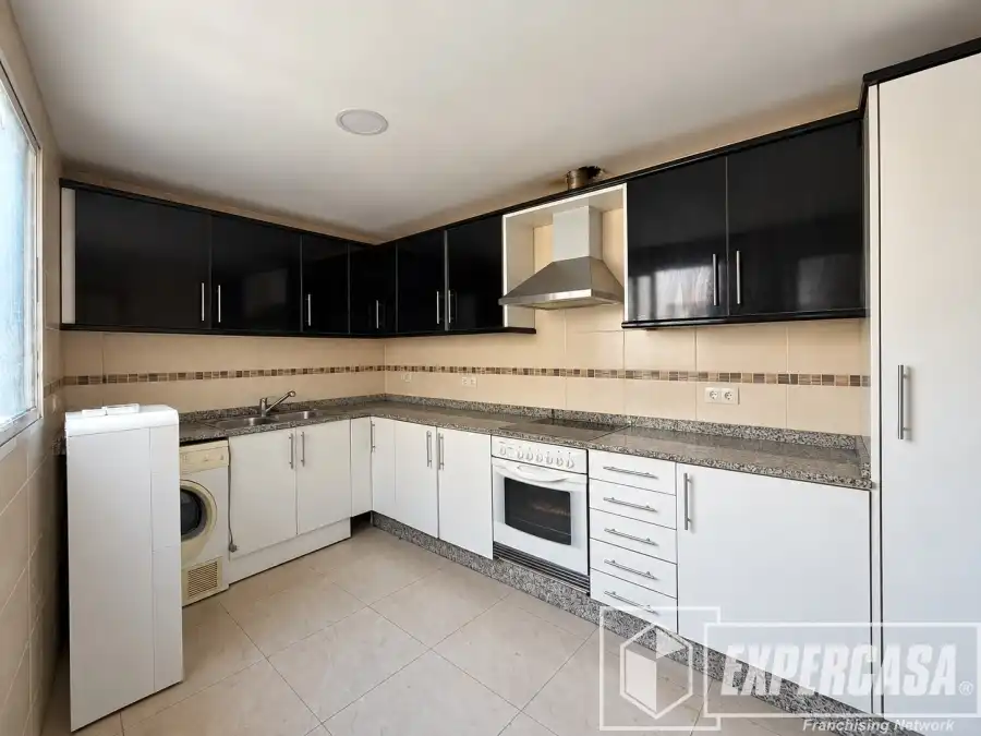 Piso con ascensor en venta en Casco Antiguo