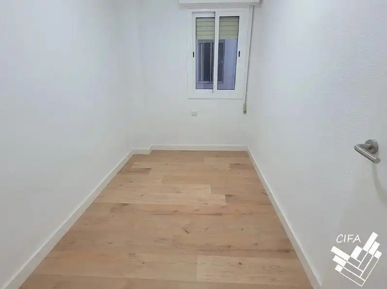 Habitación de Piso en venta en Alcanar con Balcón