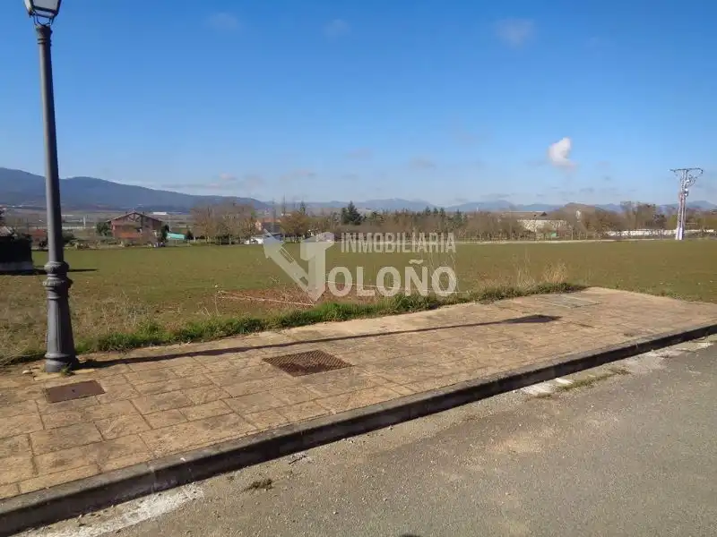 Land for sale in Zambrana