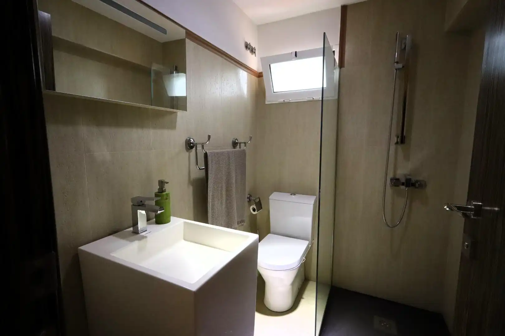 Chalet con piscina en venta en Calle PINOS, imagen 20