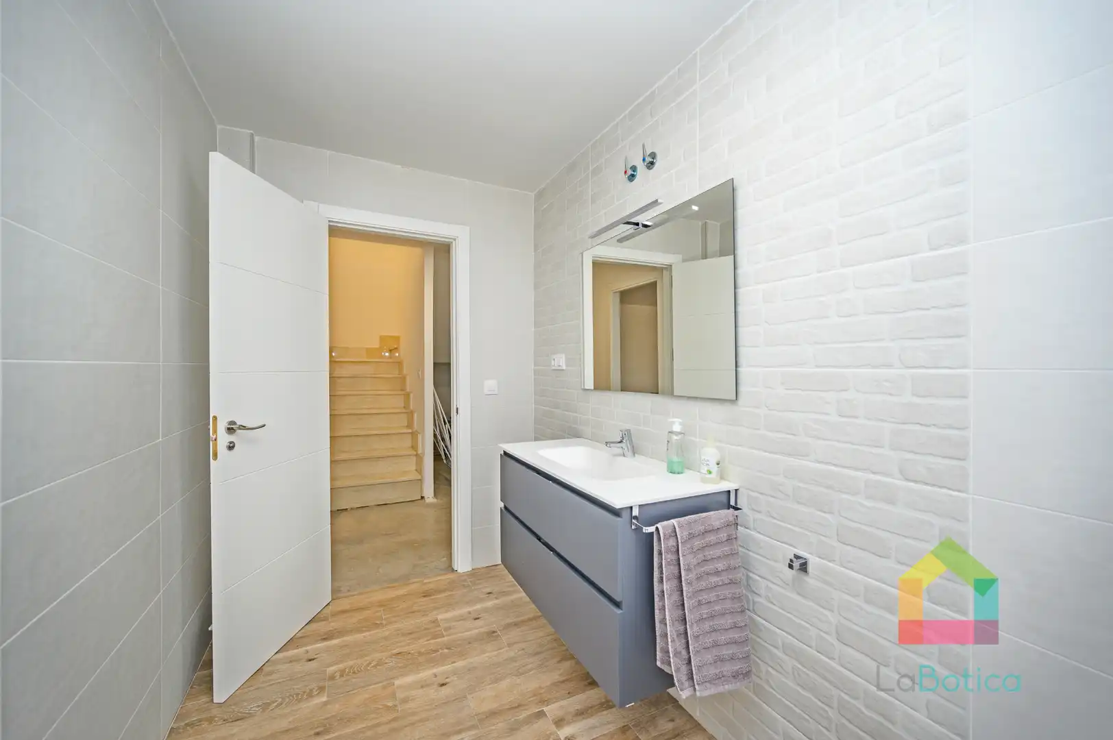 Bany de Casa o xalet en venda en Olías del Rey amb Aire condicionat, Calefacció i Terrassa