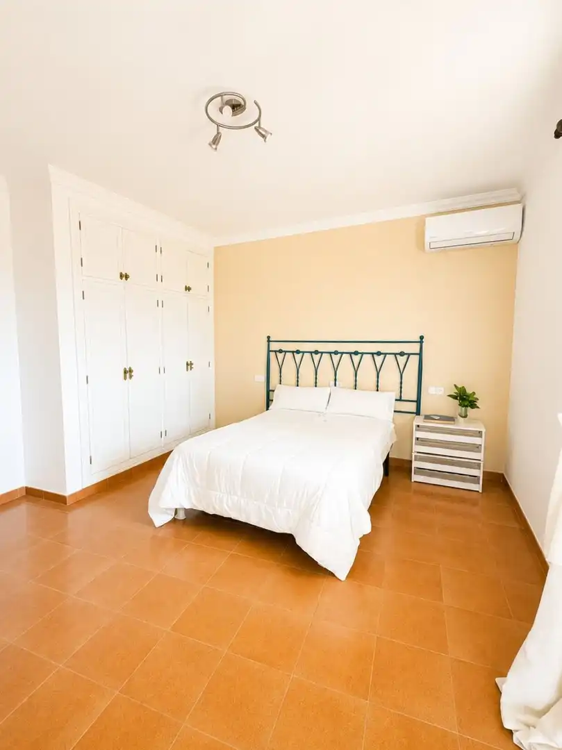 Habitación de Finca rústica en venta en Binissalem con Aire acondicionado, Calefacción y Jardín privado