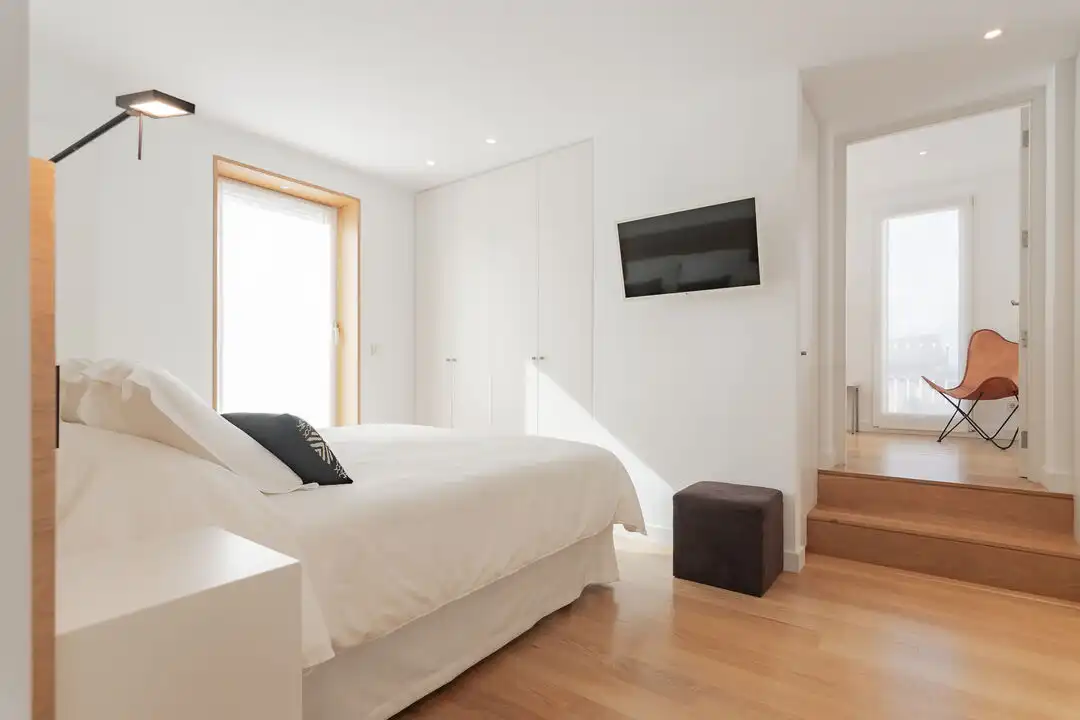 Habitación de Ático en venta en  Pamplona / Iruña con Calefacción, Terraza y Alarma