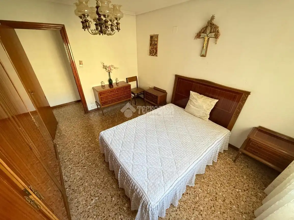 Habitación de Piso en venta en Zaragoza con Calefacción y Balcón