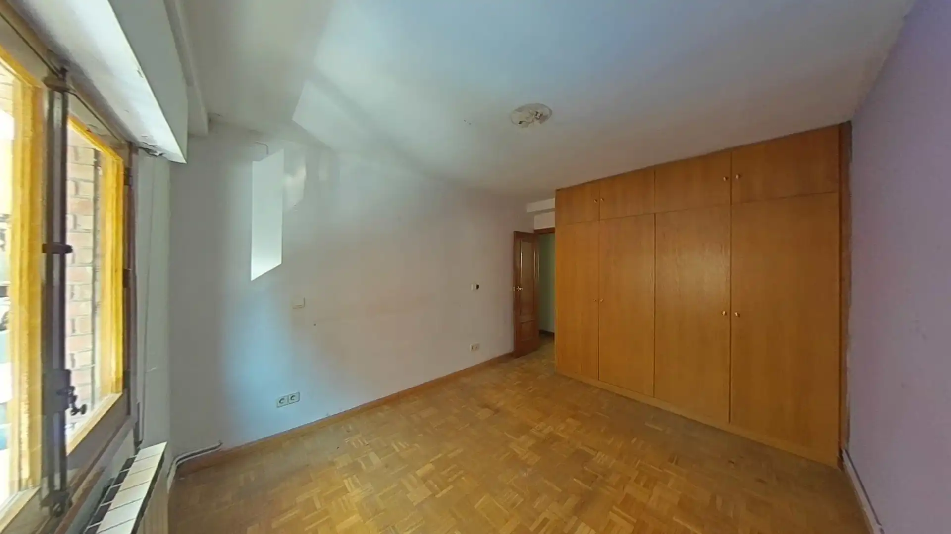 Habitación de Piso en venta en Carabanchel