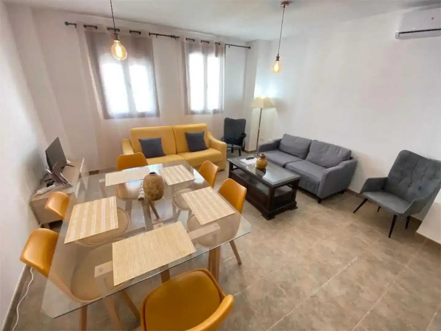 Wohnzimmer von Maisonette zum Verkauf in Ronda mit Klimaanlage