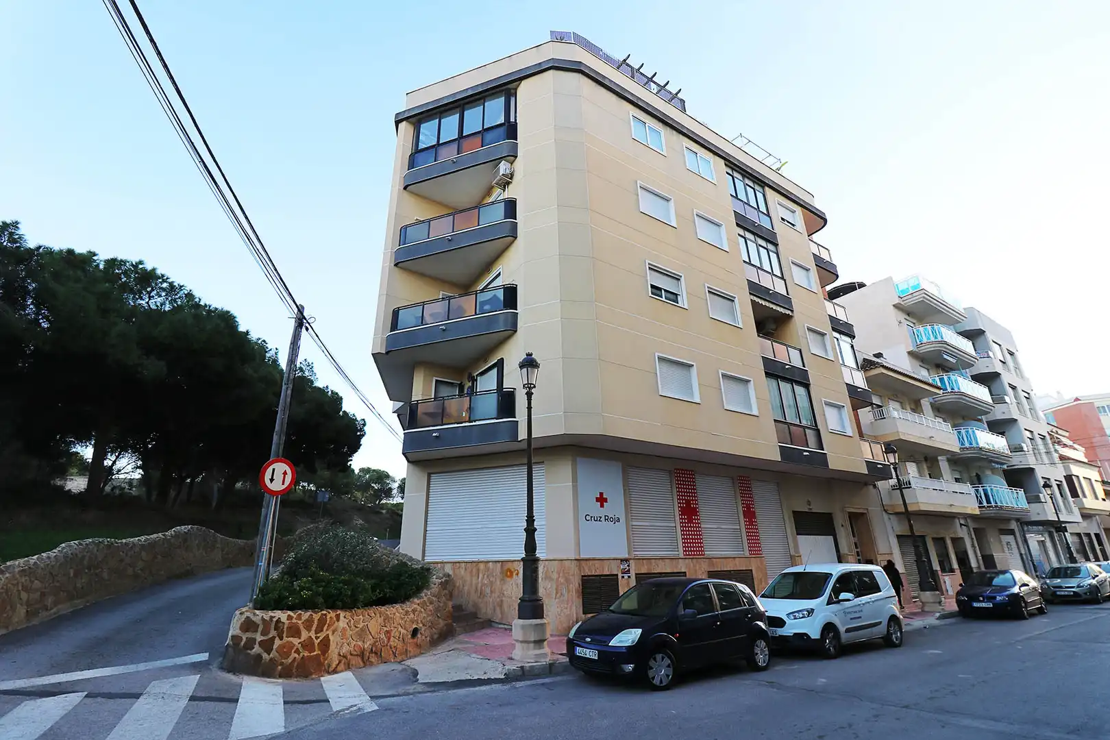 Vista exterior de Apartamento de alquiler en Guardamar del Segura con Aire acondicionado, Terraza y Amueblado