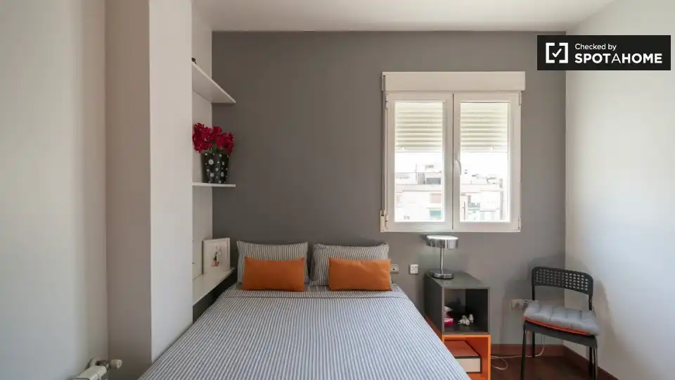 Room in Morvedre