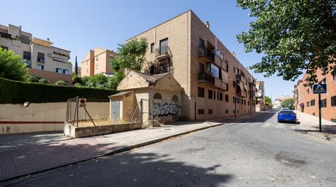 Foto 3 de Piso en venta en Calle Laguna de la Mosca, Camino de los Neveros - Serrallo, Granada Capital
