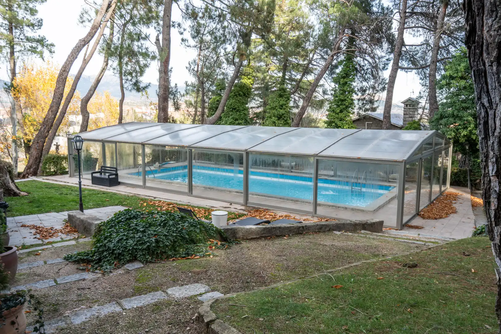 Piscina de Finca rústica en venta en Guadarrama con Aire acondicionado, Calefacción y Jardín privado