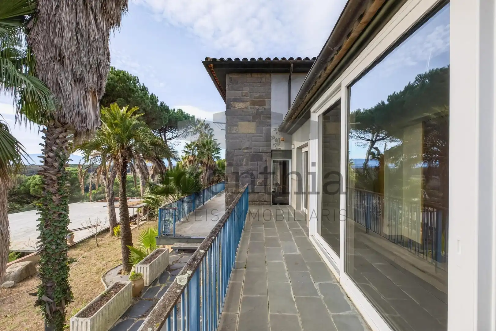 Terrassa de Casa o xalet en venda en Llambilles amb Aire condicionat, Calefacció i Terrassa