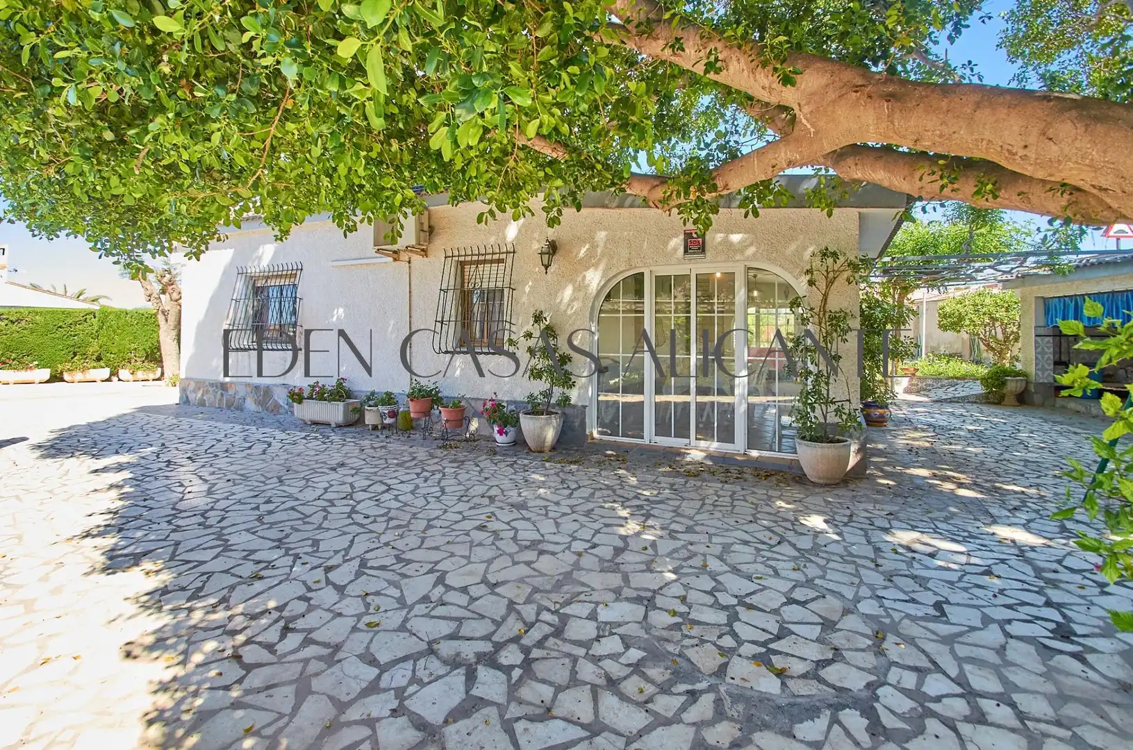 Garden of Houses for sale in Busot  with Air Conditioner, Heating and Private garden